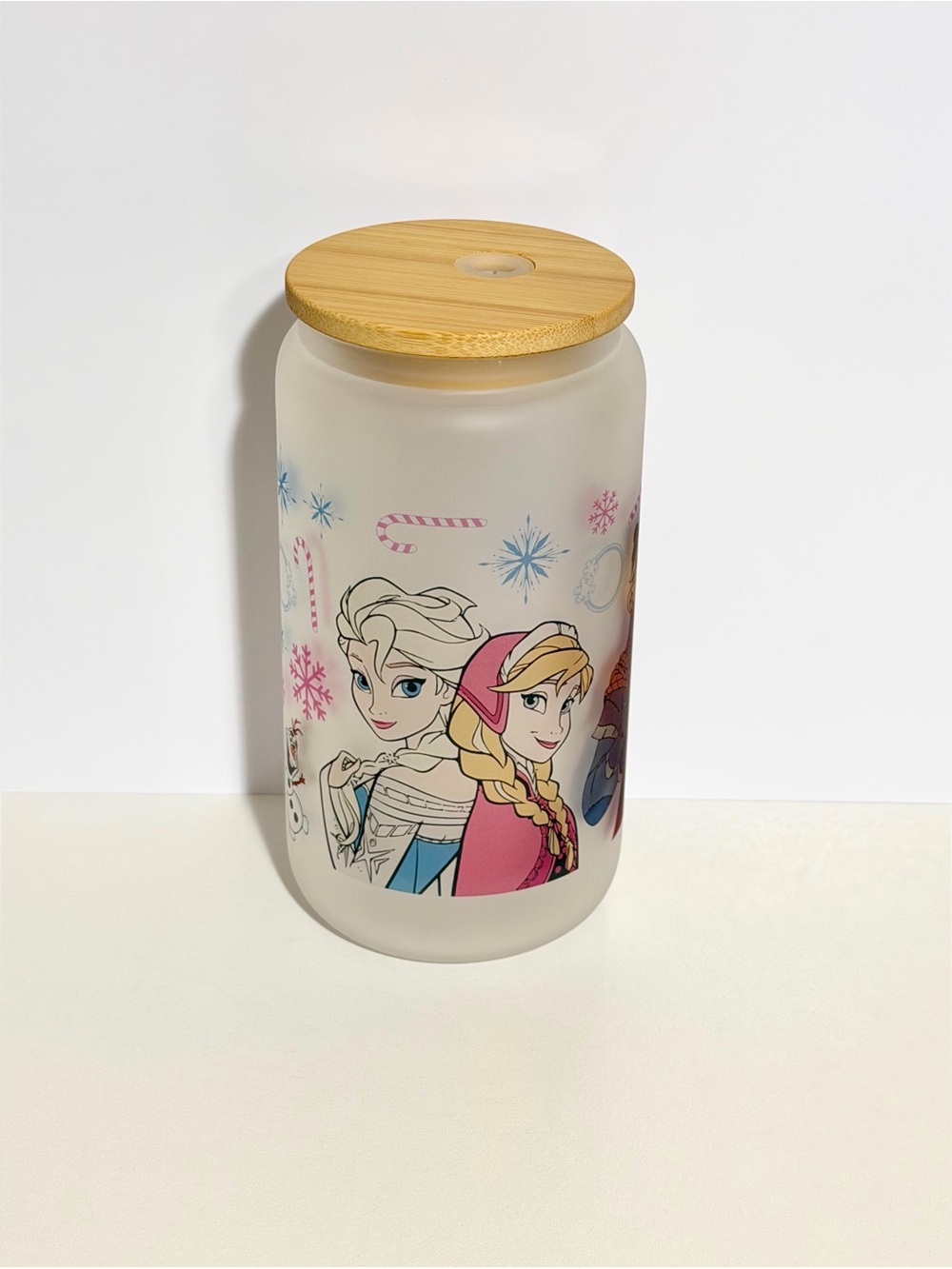 Frozen Elsa & Anna 16oz Frosted Can Glass Tumbler with Bamboo Lid